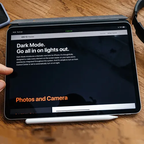 dark mode user interface designs